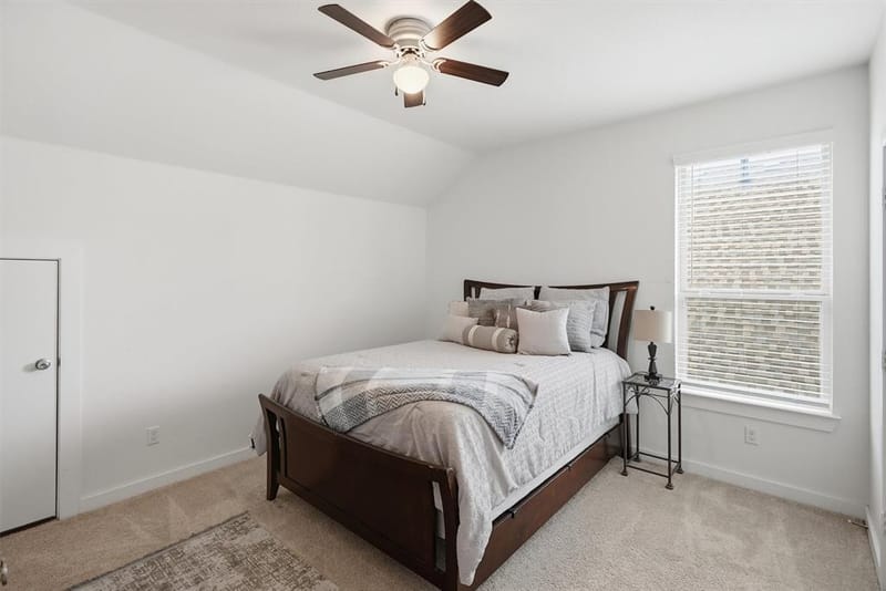 2025 Eagle Boulevard, Fort Worth TX 76052 - Photo 25