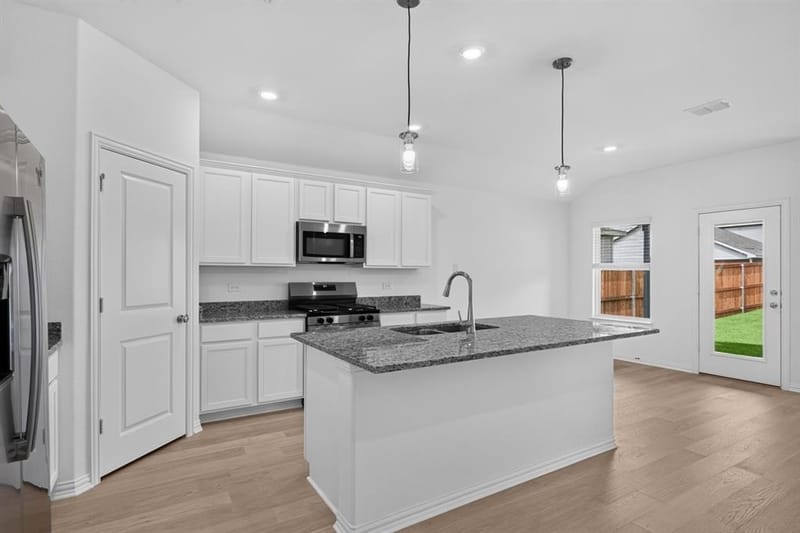 2551 Pine Island Court, Crandall TX 75114 - Photo 8