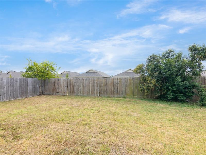 1201 Vicksburg Drive, Ennis TX 75119 - Photo 23