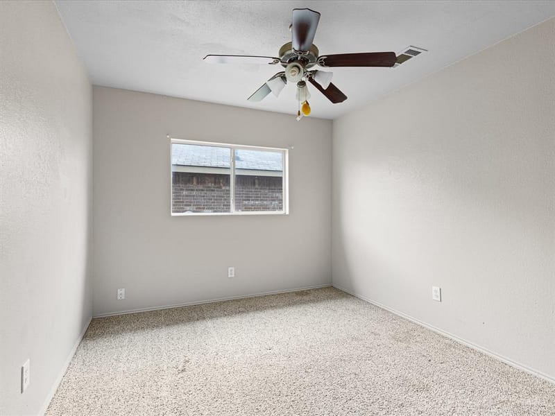 1201 Vicksburg Drive, Ennis TX 75119 - Photo 16