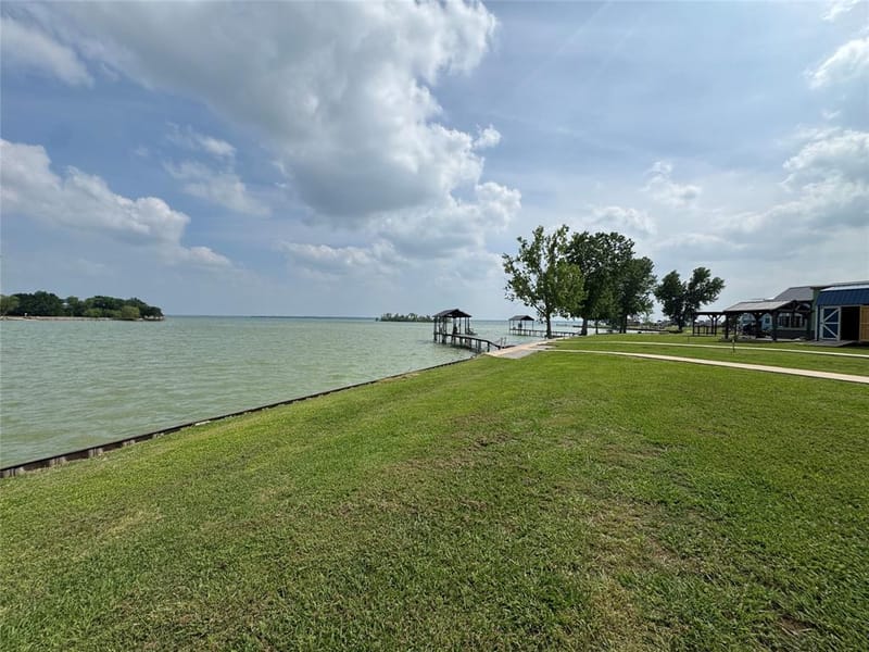 5000 Waterfront Road # 126, Kerens TX 75144 - Photo 6