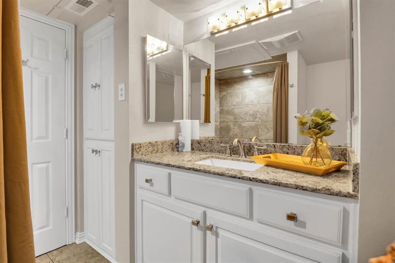 2702 Douglas Avenue # 125, Dallas TX 75219 - Photo 24