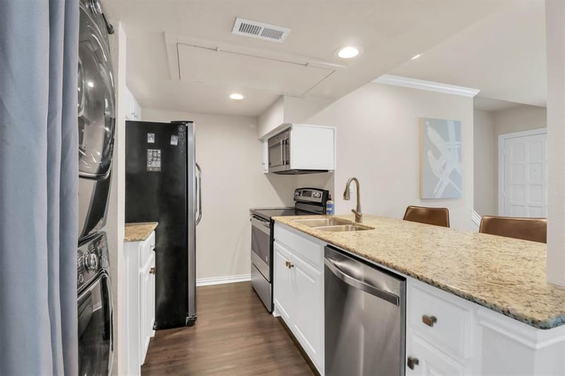 2702 Douglas Avenue # 125, Dallas TX 75219 - Photo 15