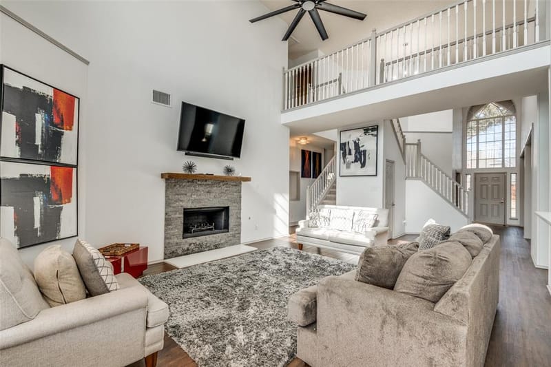 4910 Bayport Circle, Rowlett TX 75088 - Photo 2