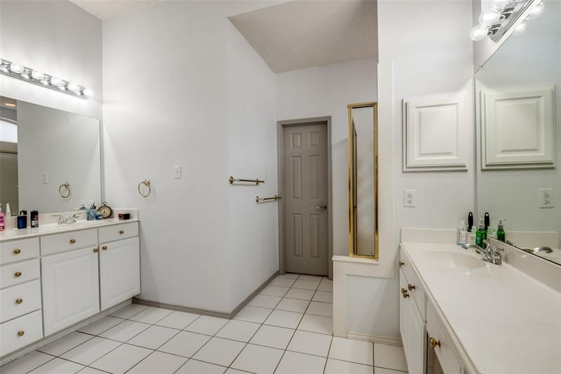 4910 Bayport Circle, Rowlett TX 75088 - Photo 11