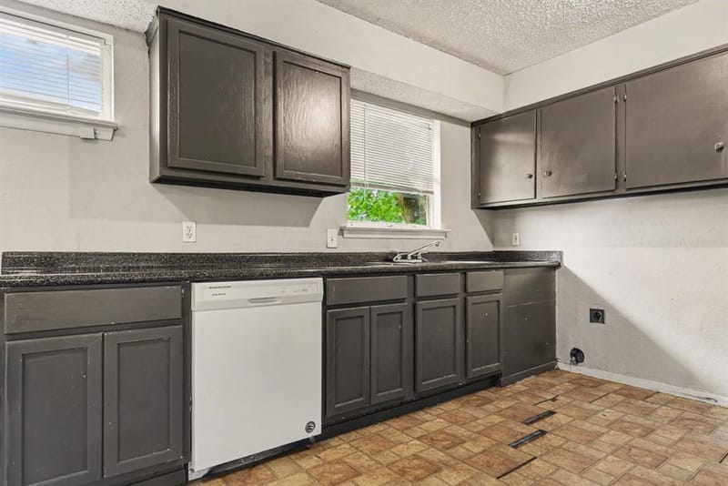 2333 S Lockhart Avenue, Dallas TX 75228 - Photo 7