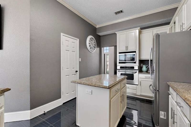 1271 Lone Star Boulevard, Talty TX 75160 - Photo 13
