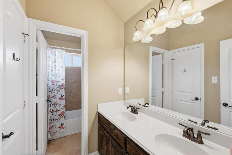 1123 Chestnut Drive, Frisco TX 75036 - Photo 28