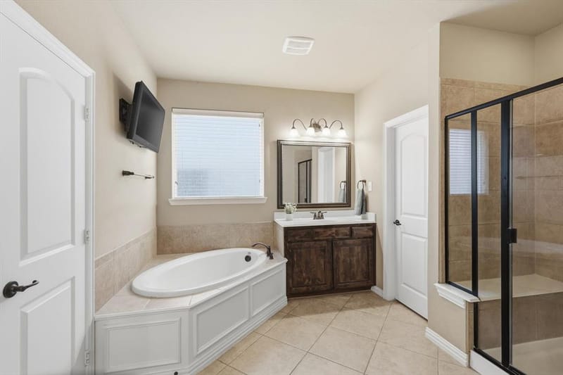 1123 Chestnut Drive, Frisco TX 75036 - Photo 18