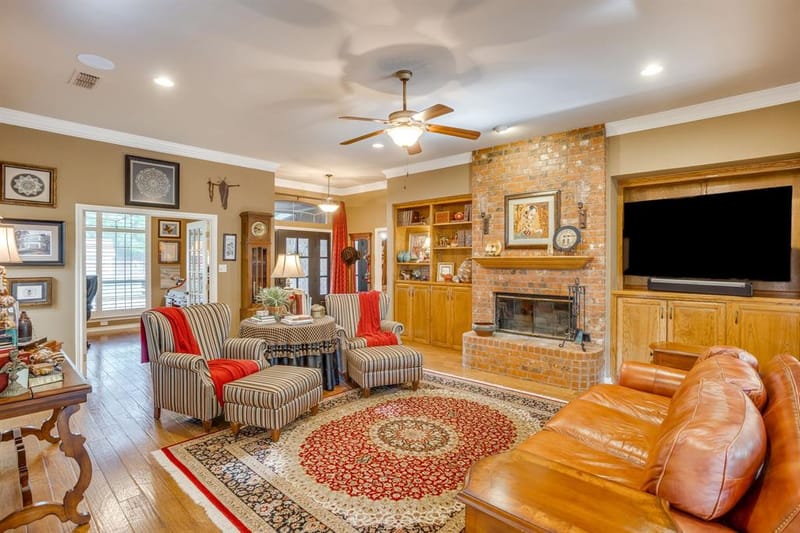 6203 Prospect Hill Drive, Granbury TX 76049 - Photo 6
