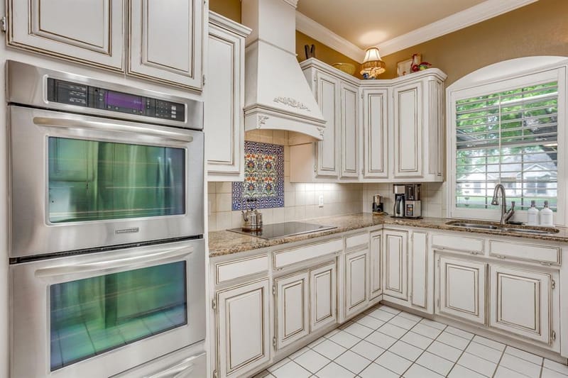 6203 Prospect Hill Drive, Granbury TX 76049 - Photo 9