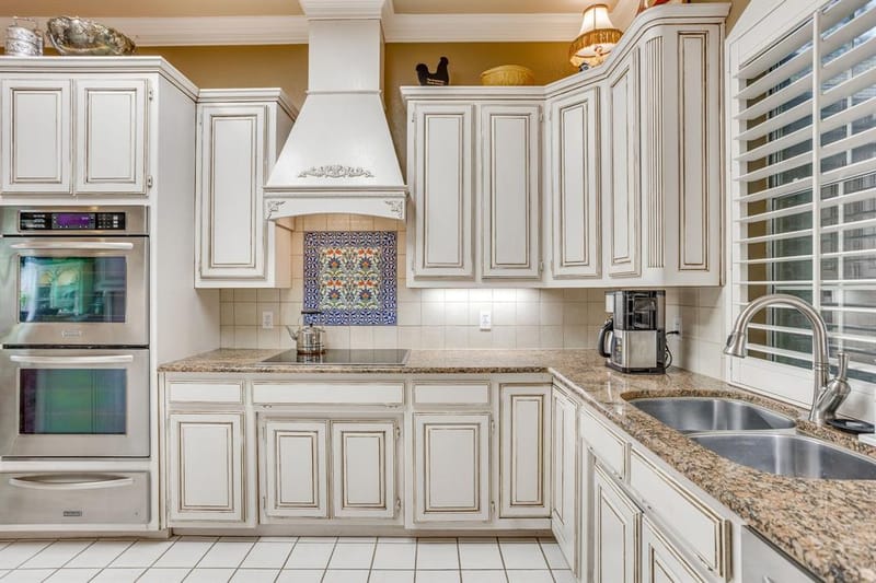6203 Prospect Hill Drive, Granbury TX 76049 - Photo 11
