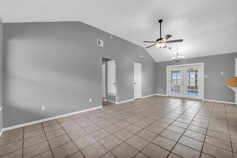 339 S Pleasant Hill Road, Axtell TX 76624 - Photo 4
