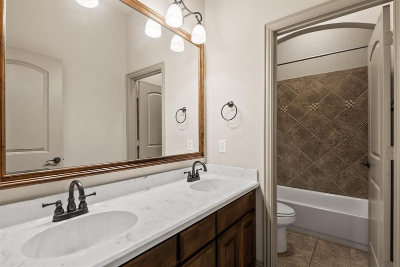 3231 Baylor Boulevard, Midlothian TX 76065 - Photo 31