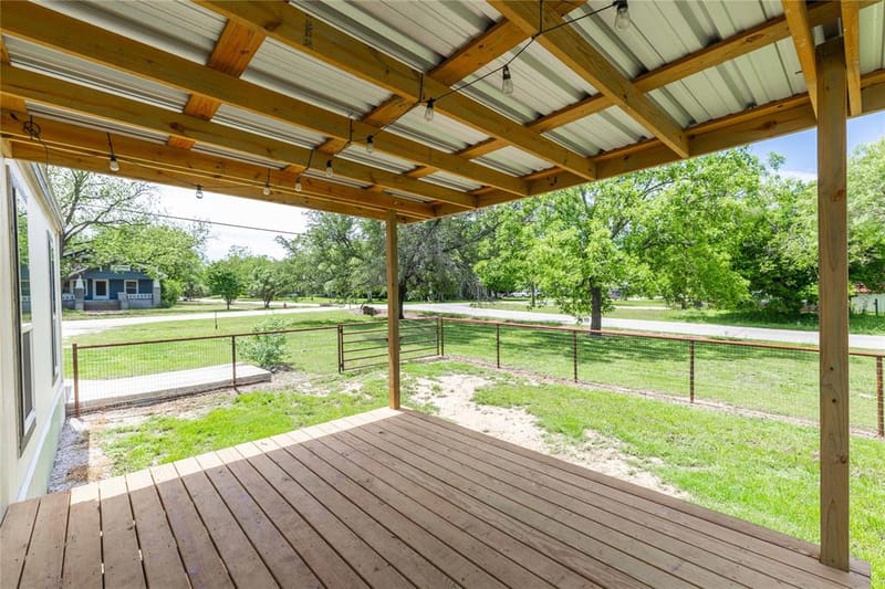 601 E Reynosa, De Leon TX 76444 - Photo 27