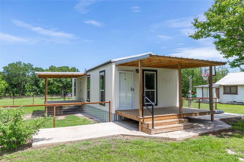 601 E Reynosa, De Leon TX 76444 - Photo 30