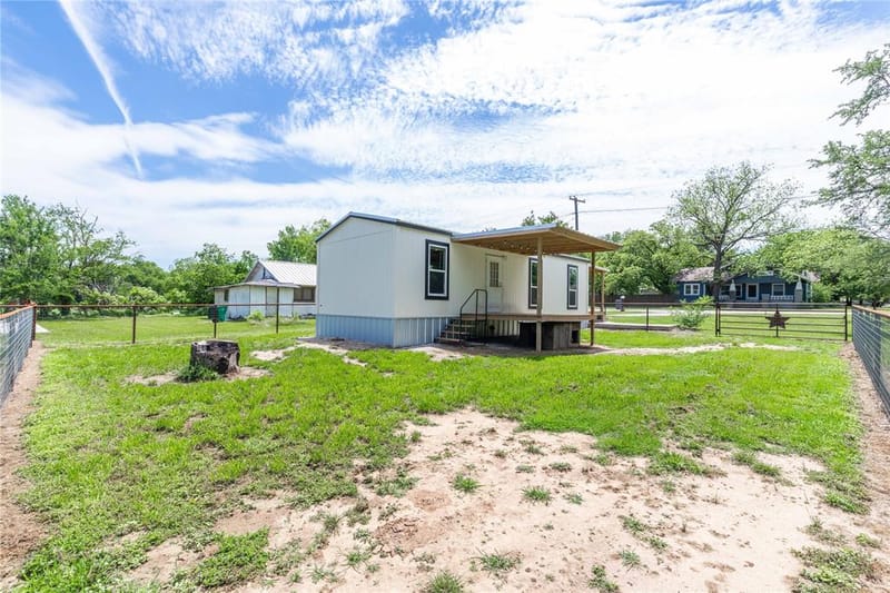 601 E Reynosa, De Leon TX 76444 - Photo 14