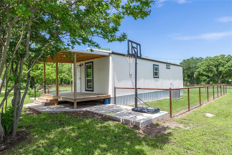 601 E Reynosa, De Leon TX 76444 - Photo 29