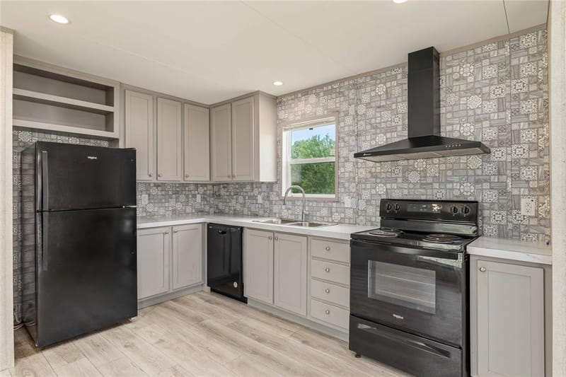 601 E Reynosa, De Leon TX 76444 - Photo 4