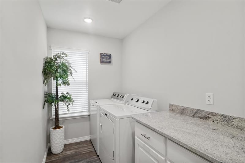 4511 Wildwood Circle, Granbury TX 76049 - Photo 13