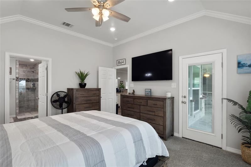 4511 Wildwood Circle, Granbury TX 76049 - Photo 15