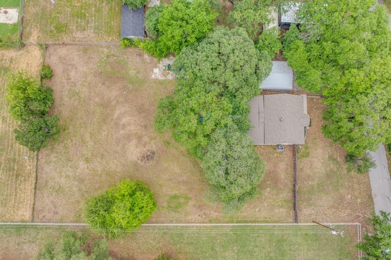 12490 Deeds Court, Azle TX 76020 - Photo 27