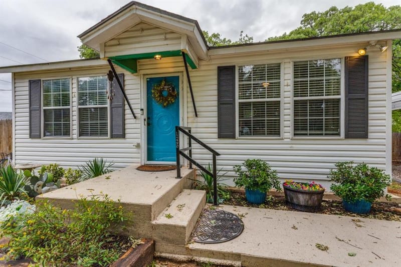 12490 Deeds Court, Azle TX 76020