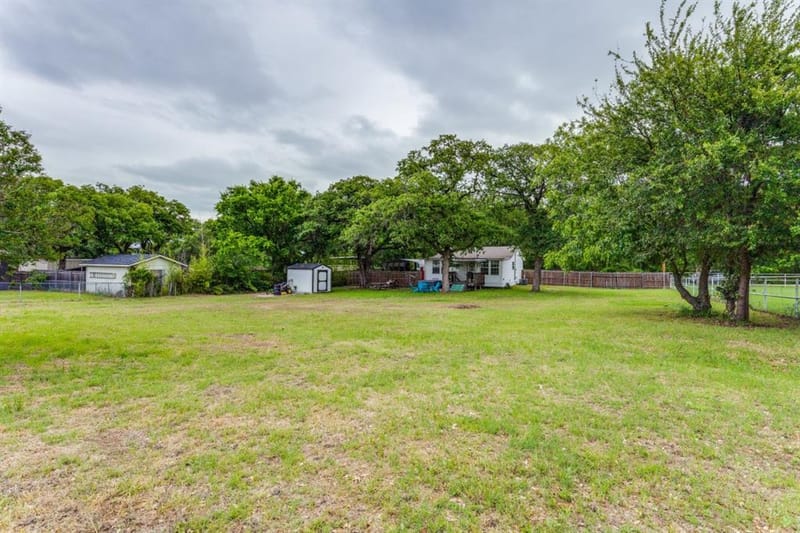 12490 Deeds Court, Azle TX 76020 - Photo 24