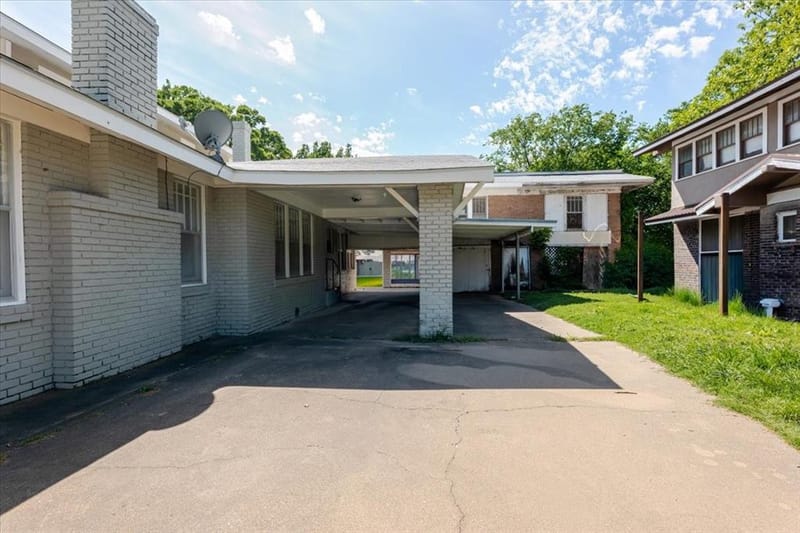 1101 N Oak Avenue, Mineral Wells TX 76067 - Photo 34