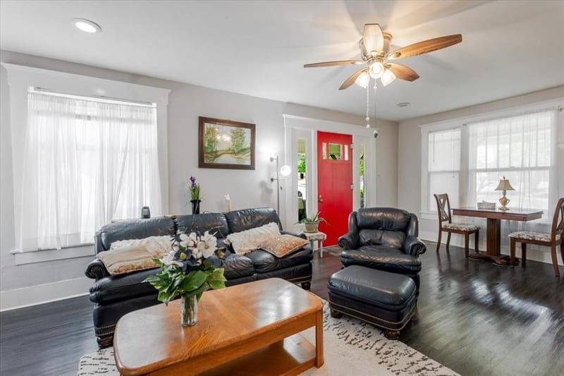 1101 N Oak Avenue, Mineral Wells TX 76067 - Photo 10