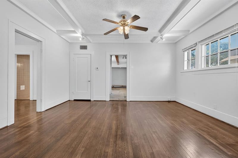 916-B E Hubbard Street, Mineral Wells TX 76067 - Photo 9