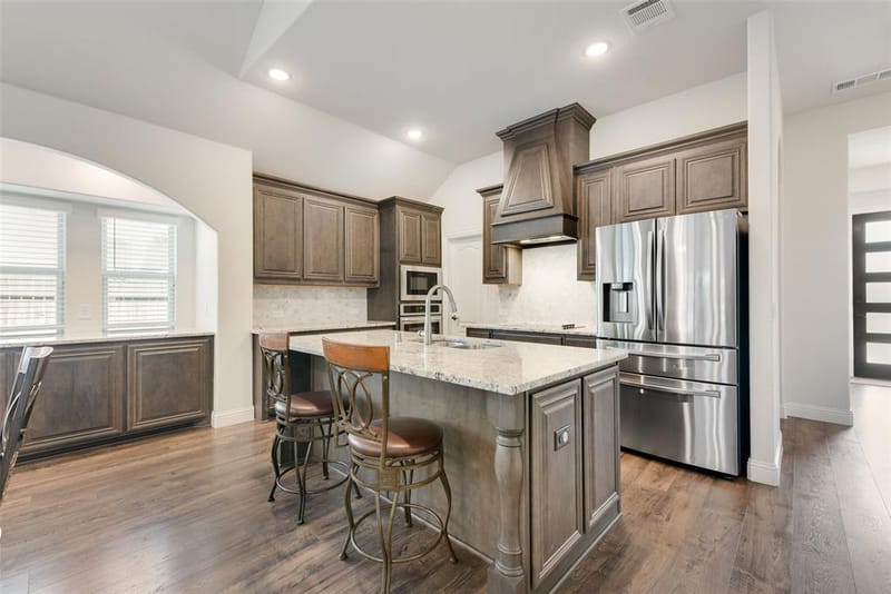605 Dusty Glen Trail, Midlothian TX 76065 - Photo 6