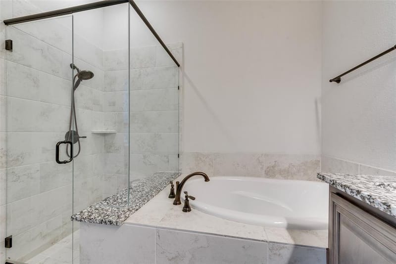 605 Dusty Glen Trail, Midlothian TX 76065 - Photo 16