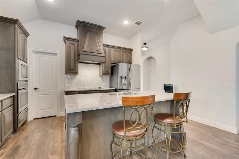 605 Dusty Glen Trail, Midlothian TX 76065 - Photo 8