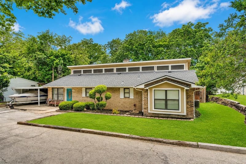 309 Lakewood Drive, Waxahachie TX 75165 - Photo 5