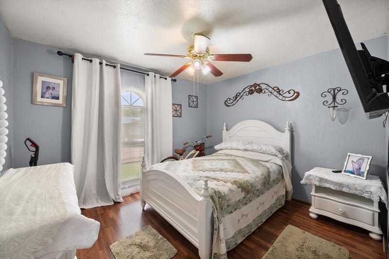 609 Columbine Lane, Grand Prairie TX 75052 - Photo 23
