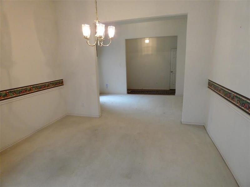 506 Baltusrol Circle, Garland TX 75044 - Photo 6