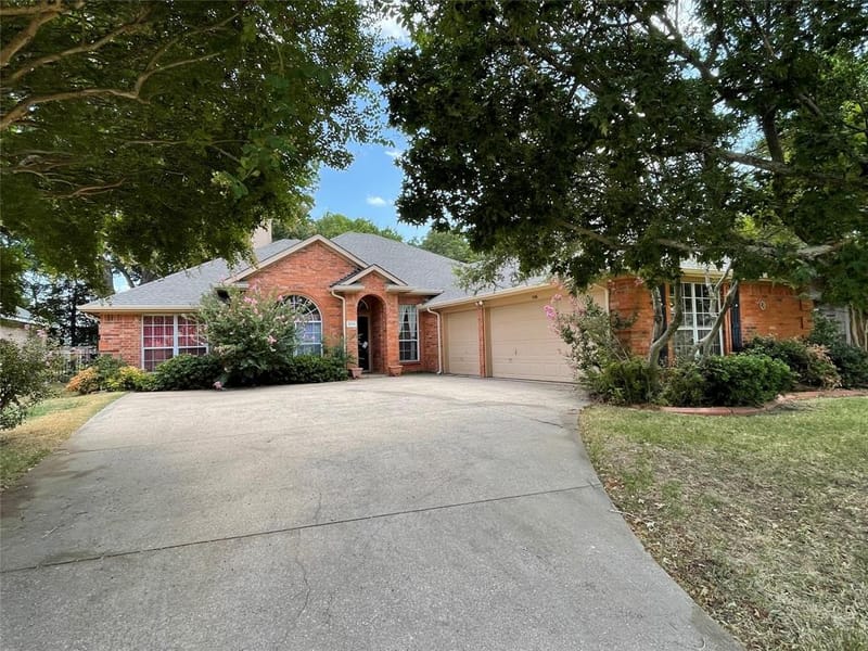 506 Baltusrol Circle, Garland TX 75044