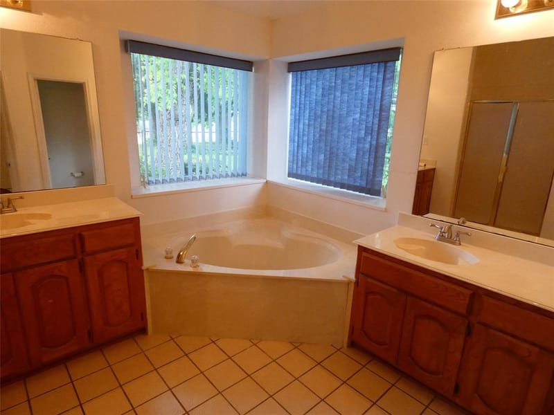 506 Baltusrol Circle, Garland TX 75044 - Photo 18