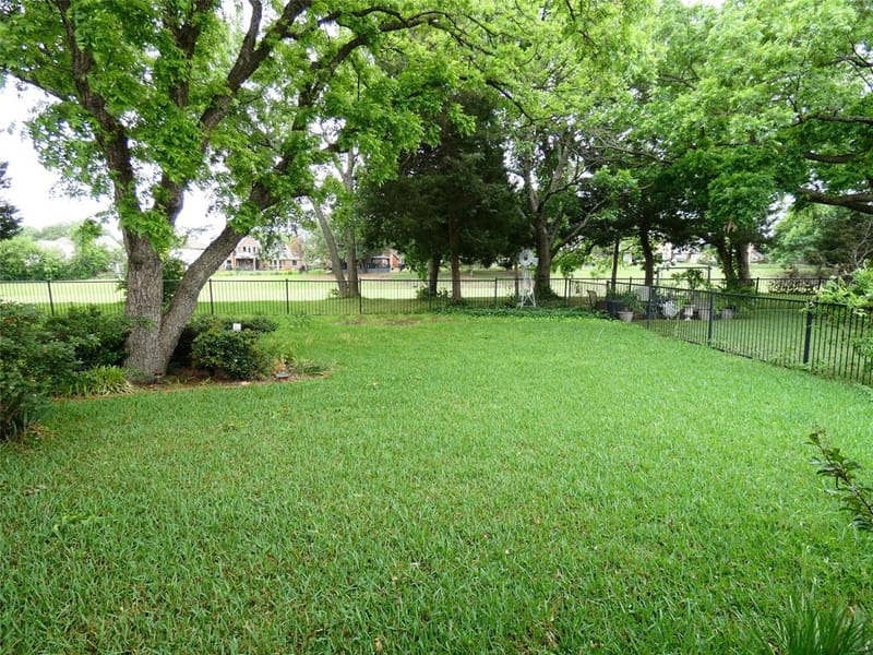 506 Baltusrol Circle, Garland TX 75044 - Photo 21