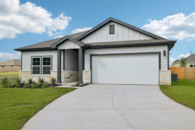1025 Verde Creek Court, Crowley TX 76036 - Photo 2