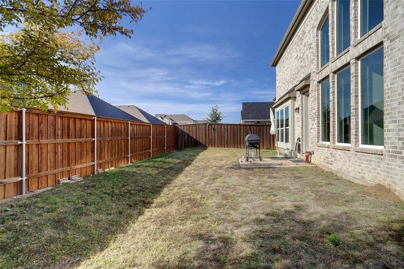 1237 Stagecoach Trail, Justin TX 76247 - Photo 37