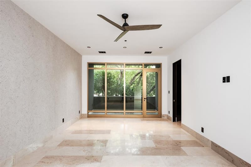 10920 Strait Lane, Dallas TX 75229 - Photo 31
