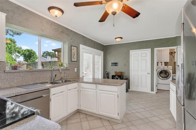 604 Hightrail Drive, Allen TX 75002 - Photo 13