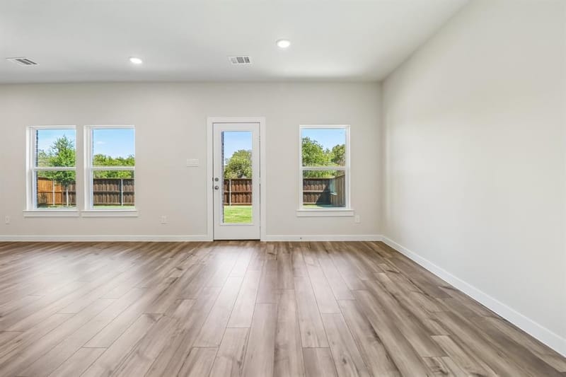 709 Vineyard Way, Forney TX 75126 - Photo 5