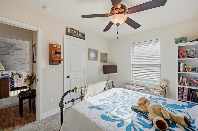 502 Pathfinder Street, Collinsville TX 76233 - Photo 20