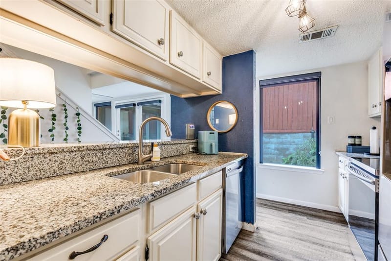 8560 Park Lane # 91, Dallas TX 75231 - Photo 6