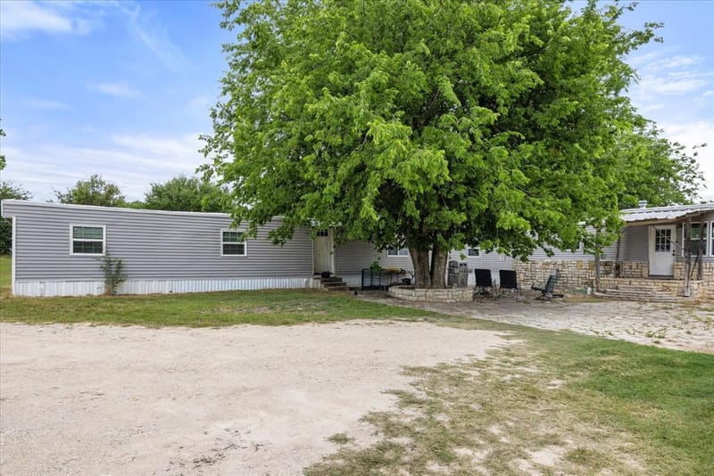 1274 County Road 2019 # B, Glen Rose TX 76043 - Photo 4