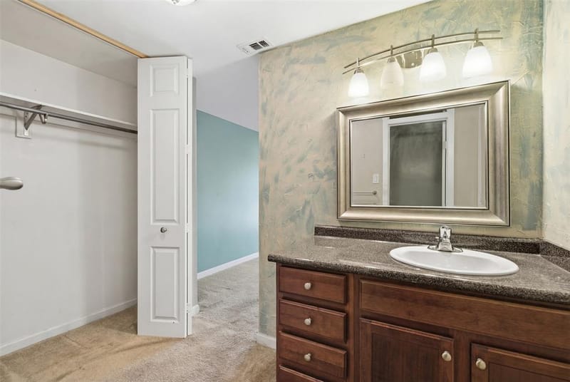 5981 Arapaho Road # 602, Dallas TX 75248 - Photo 16