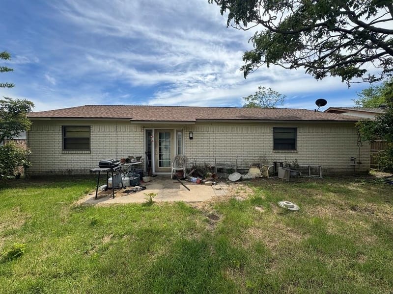 5633 Macdougall Drive, Haltom City TX 76148 - Photo 12